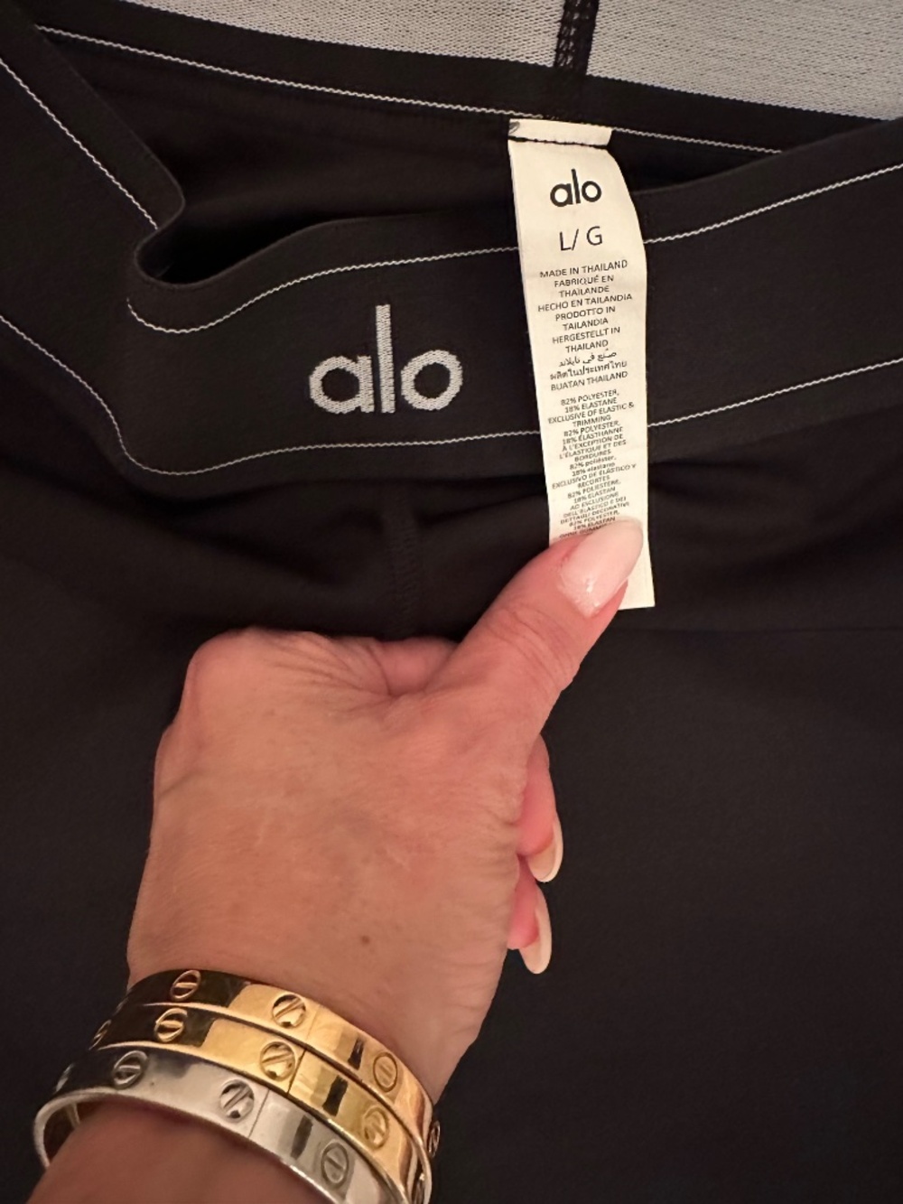 ALO Yoga Airlift High-Waist Suit Up Legging $144 Retail! - Picture 2 of 3